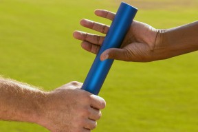 2026国际足联世界杯-东契奇乱入SKT赛场引爆争议，赛事规则更新引发全网热议！